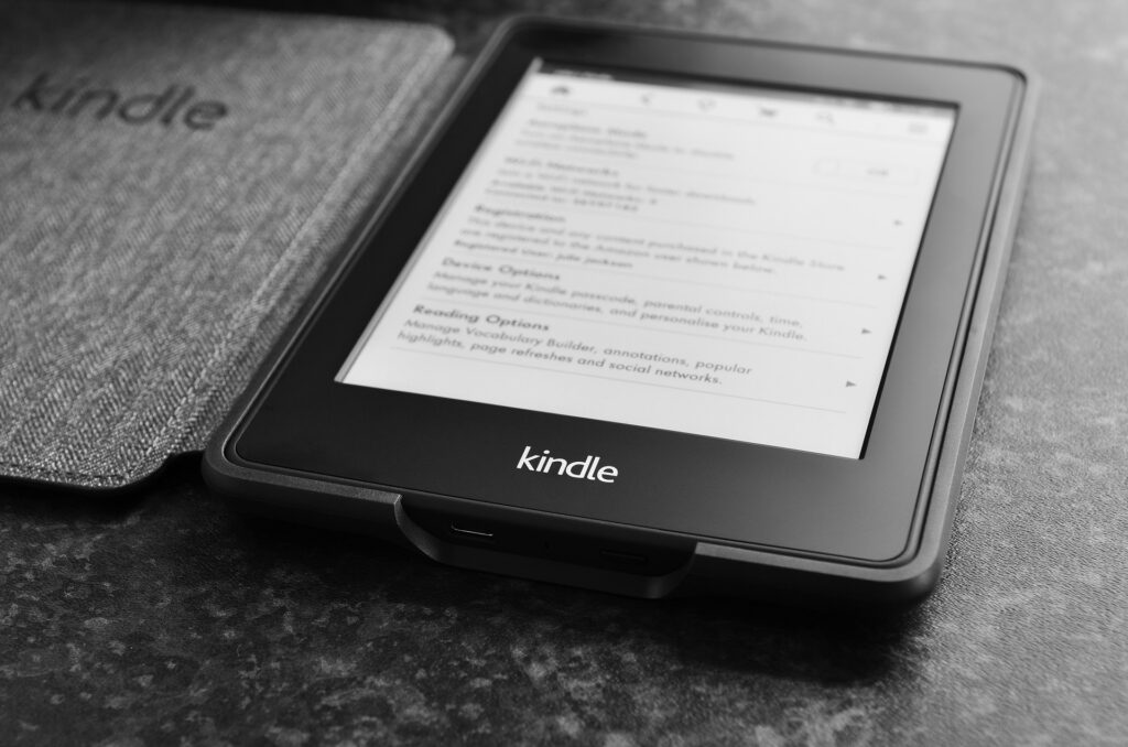 A kindle opened on a table