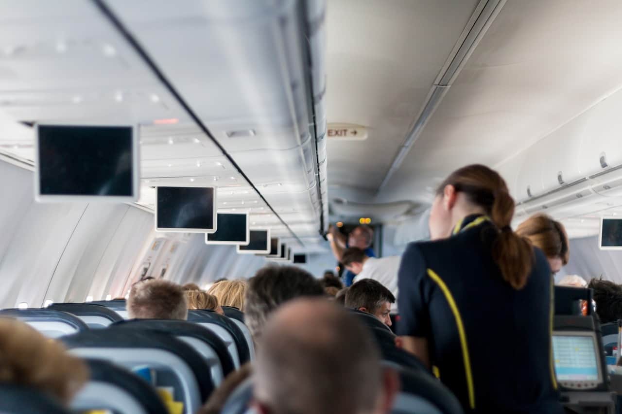Things the Flight Attendants Won’t Tell You and Never Want You to Know